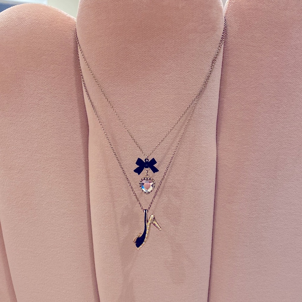 Betsey Johnson Highheel necklace
